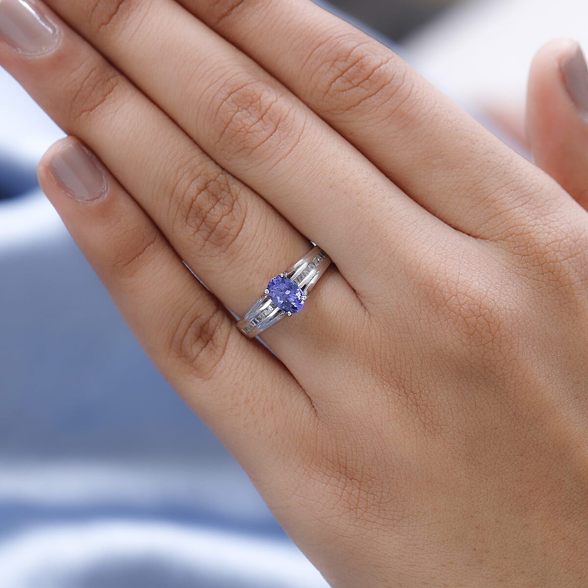 AAA Tanzanite, Diamond (0.20 cts) Bridge Ring in Platinum Over Sterling Silver (Size 10.0) 1.00 ctw image number 2