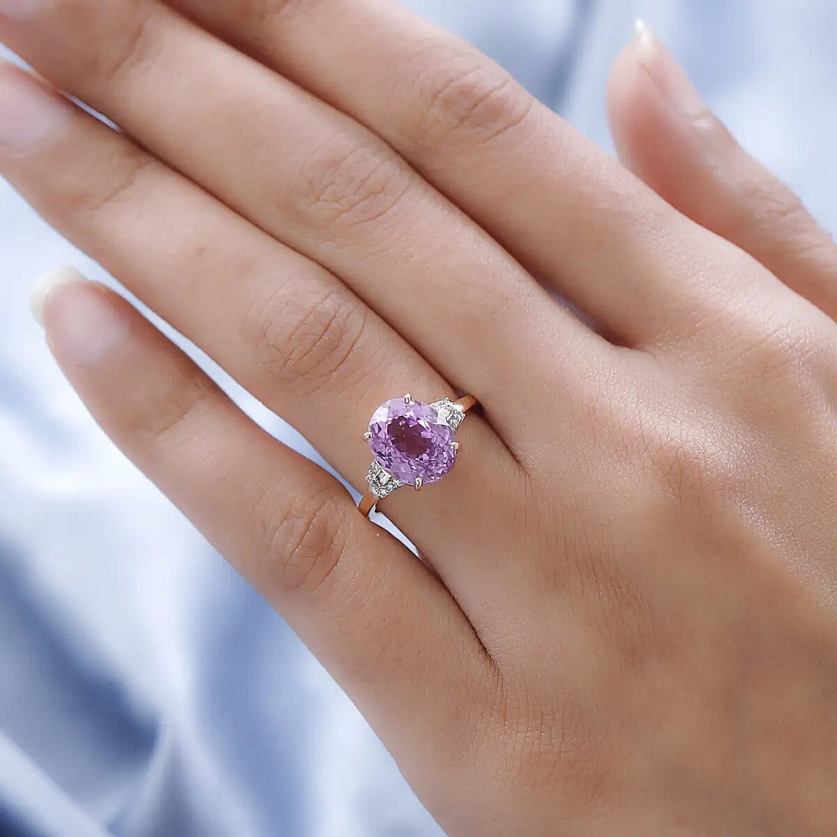 Luxoro 14K Rose Gold AAA Martha Rocha Kunzite and G-H I2 Diamond Ring (Size 6.0) 2.50 Grams 4.90 ctw image number 5