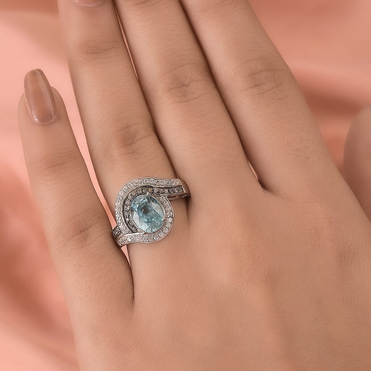 Cambodian Blue Zircon, Champagne and White Zircon Ring in Platinum Over Sterling Silver (Size 8.0) 4.10 ctw image number 2