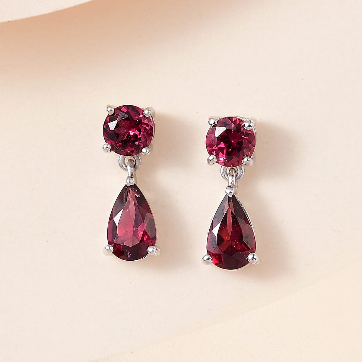 Tanzanian Wine Garnet Dangling Earrings in Platinum Over Sterling Silver 3.00 ctw image number 1