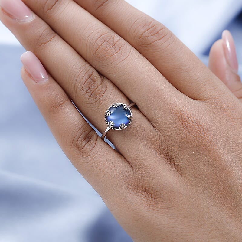 Aurora Moonstone (D) Solitaire Ring in Platinum Over Sterling Silver (Size 10.0) 4.00 ctw