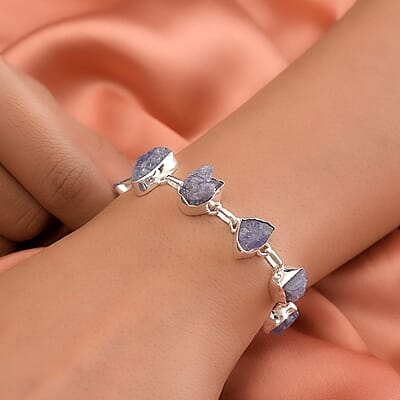 Artisan Crafted Rough Cut Tanzanite Toggle Clasp Bracelet in Sterling Silver (7.25 In) 30.00 ctw