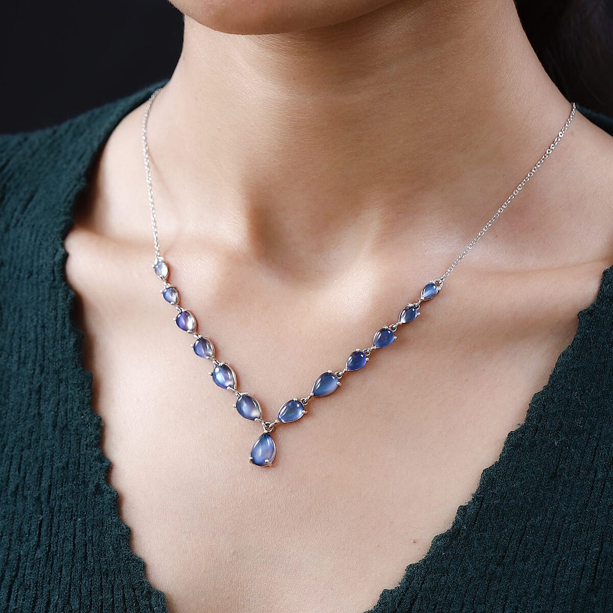 Aurora Moonstone (D) Necklace 18 Inches in Platinum Over Sterling Silver 12.40 ctw image number 2