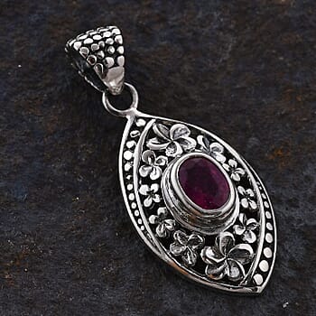 Niassa Ruby - Product card gallery slide 2 (10176986054969)