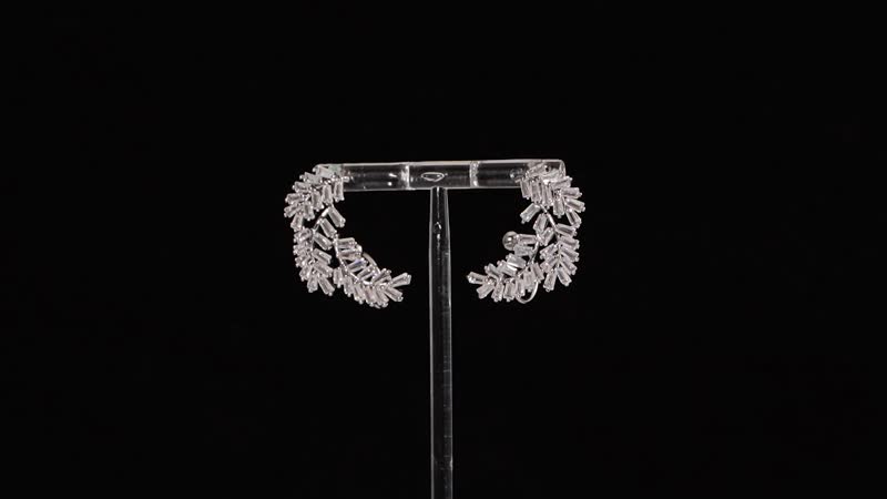 Simulated Diamond Leaf Earrings in Silvertone