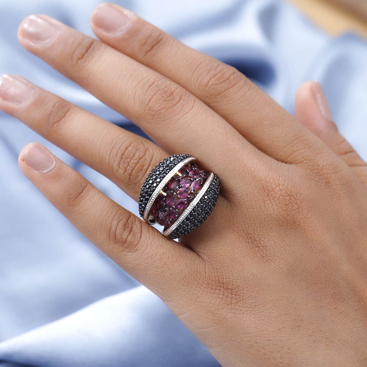 Orissa Rhodolite Garnet and Multi Gemstone Openable Ring in Vermeil Yellow Gold Over Sterling Silver 10.90 Grams 7.00 ctw image number 2