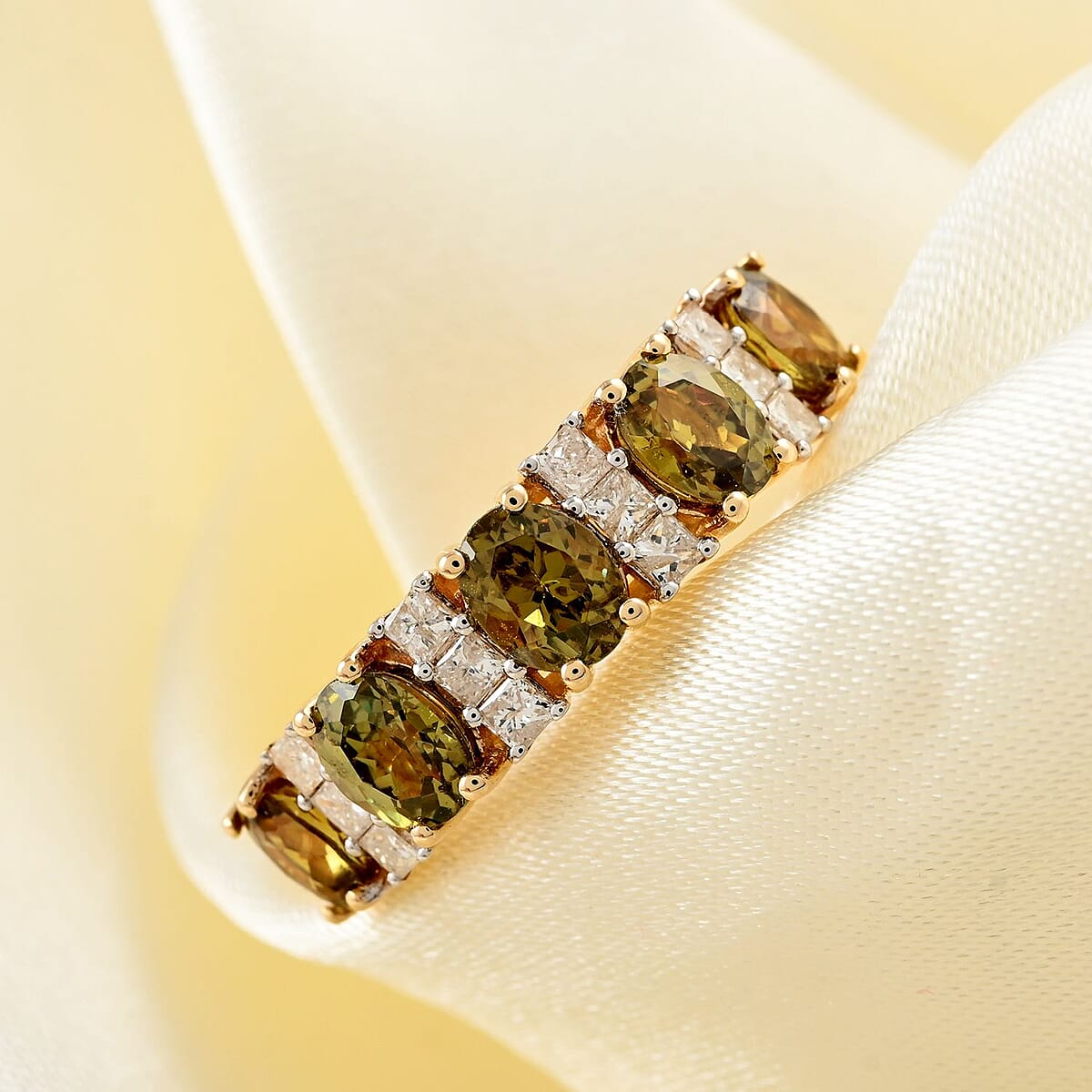 14K Yellow Gold Premium Demantoid Garnet, White Diamond (G, I1) Ring 2.49 ctw image number 1