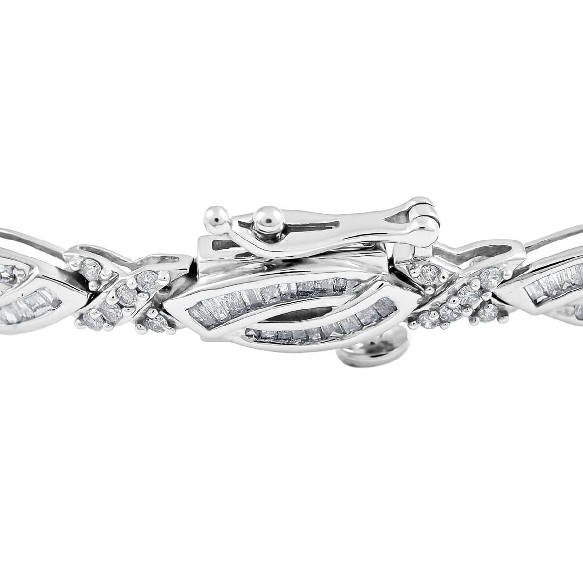 10K White Gold Diamond(Gi1) Marquise and X link Alternating Bracelet (8.65 g) (8.00 In) 2.00 ctw image number 3