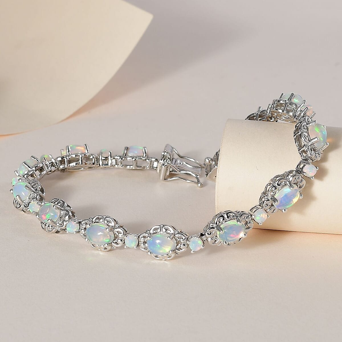 Premium Ethiopian Welo Opal Bracelet in Platinum Over Sterling Silver (6.50 In) 7.15 ctw image number 1