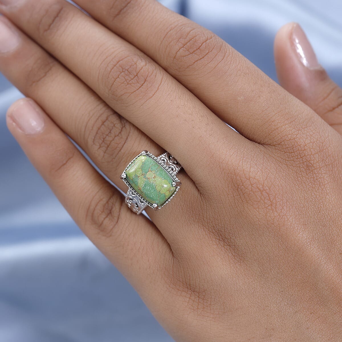 Mojave Green Turquoise Solitaire Ring in Platinum Over Copper with Magnet (Size 7.0) 6.35 ctw image number 2