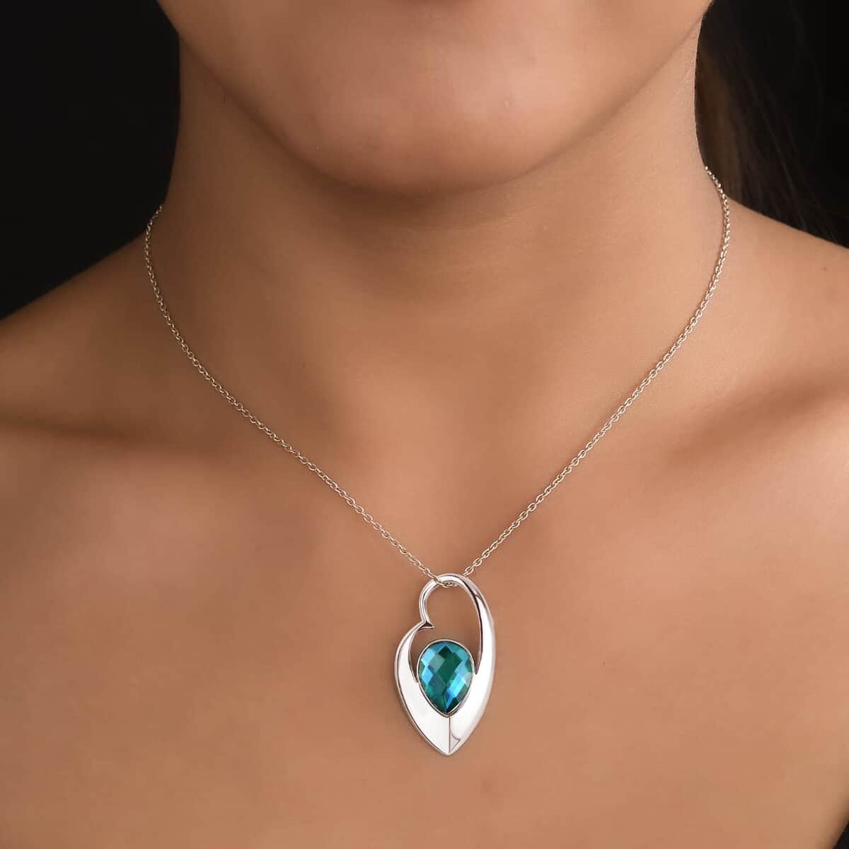 Sajen Silver Quartz Doublet Pendant, Rainbow Caribbean Quartz Doublet Pendant, Platinum Over Sterling Silver Pendant, Gift For Her 6.25 ctw image number 2