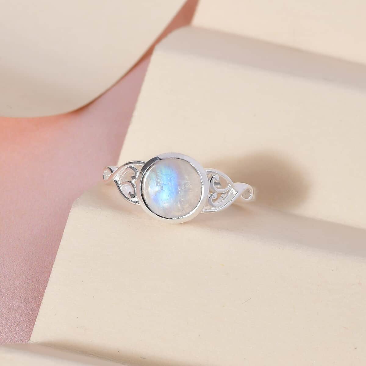 Kuisa Rainbow Moonstone Solitaire Ring in Sterling Silver (Size 11.0) 1.65 ctw image number 1