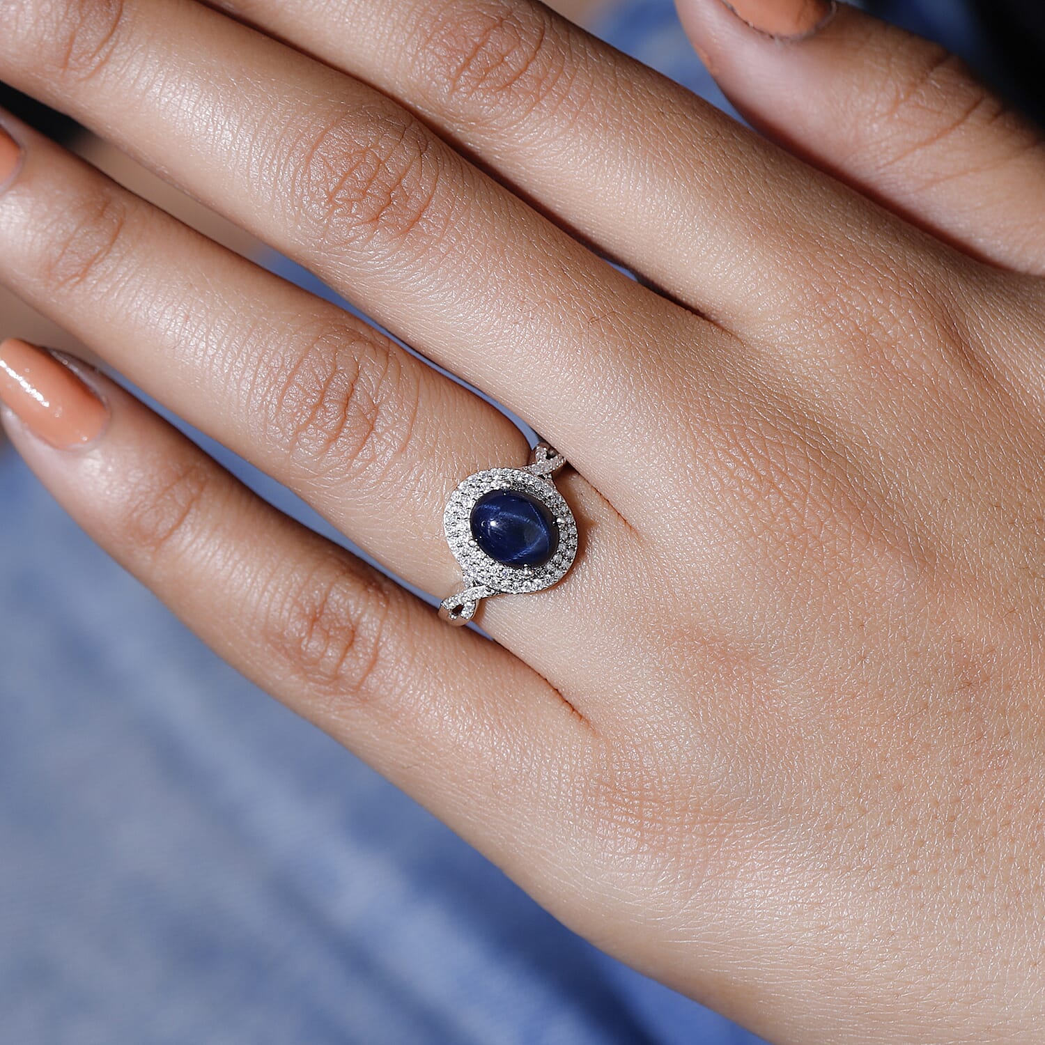 10 - Product card gallery slide 3 (10144731005211)