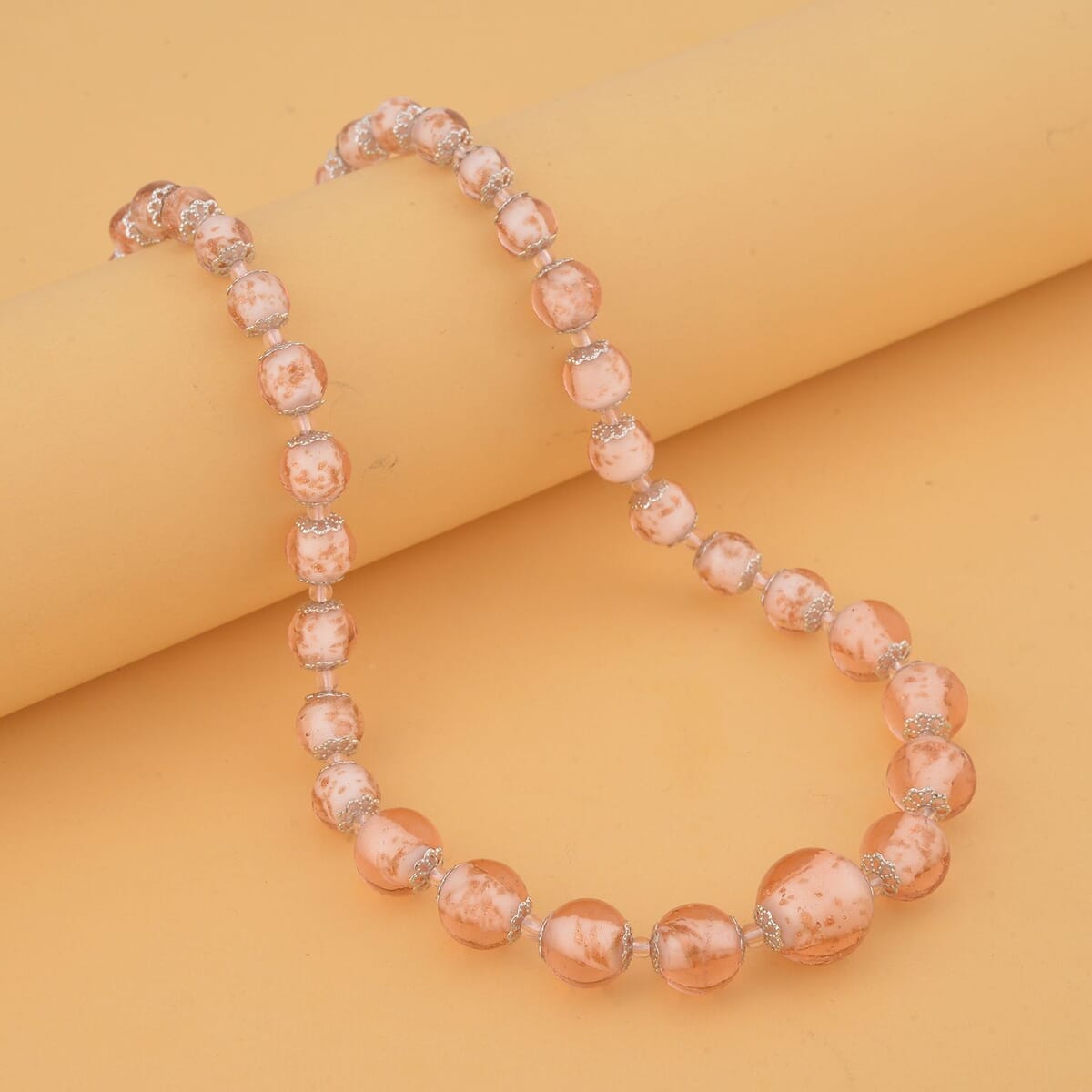 Pink Glass Beaded Necklace in Silvertone 20-22 Inches image number 1