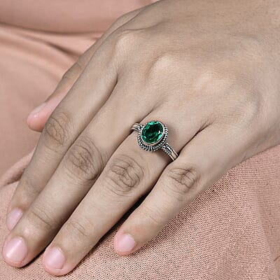Bali Legacy Emerald Quartz Solitaire Ring in Sterling Silver (Size 10.0) 3.10 ctw