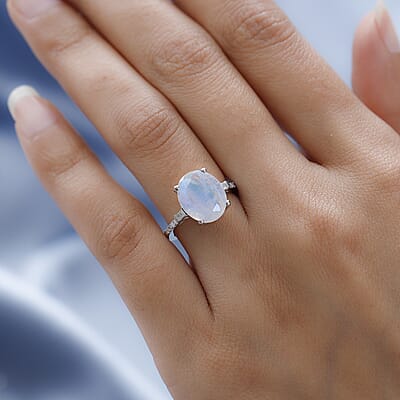 Premium Rainbow Moonstone and Diamond Ring in Platinum Over Sterling Silver (Size 10.0) 4.65 ctw