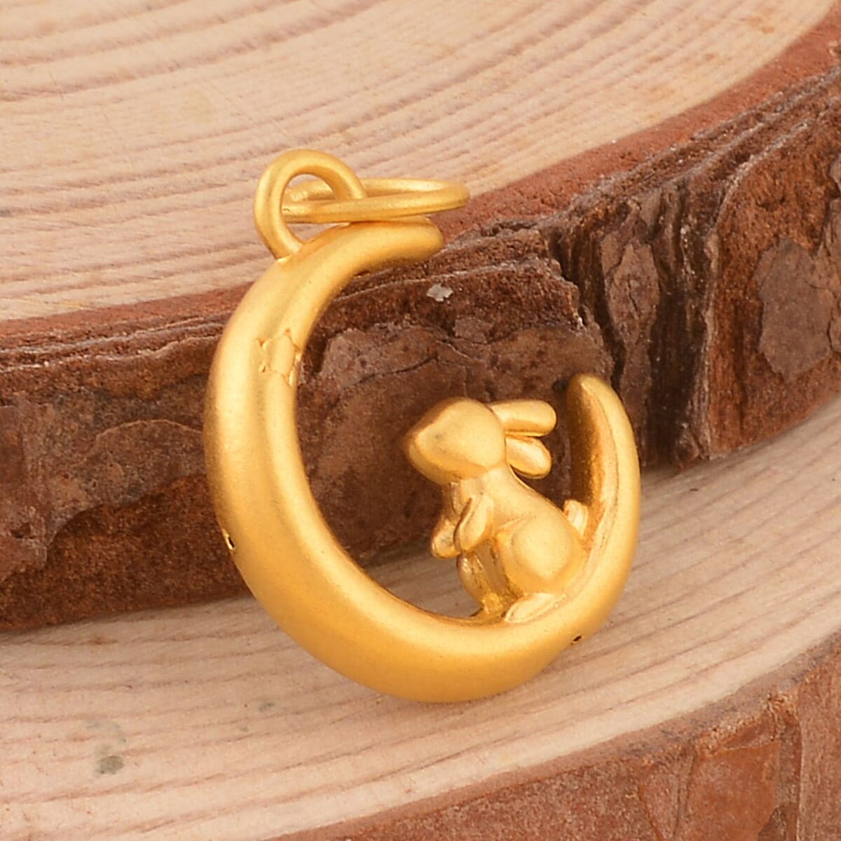 24K Yellow Gold Rabbit on the Moon Pendant image number 1