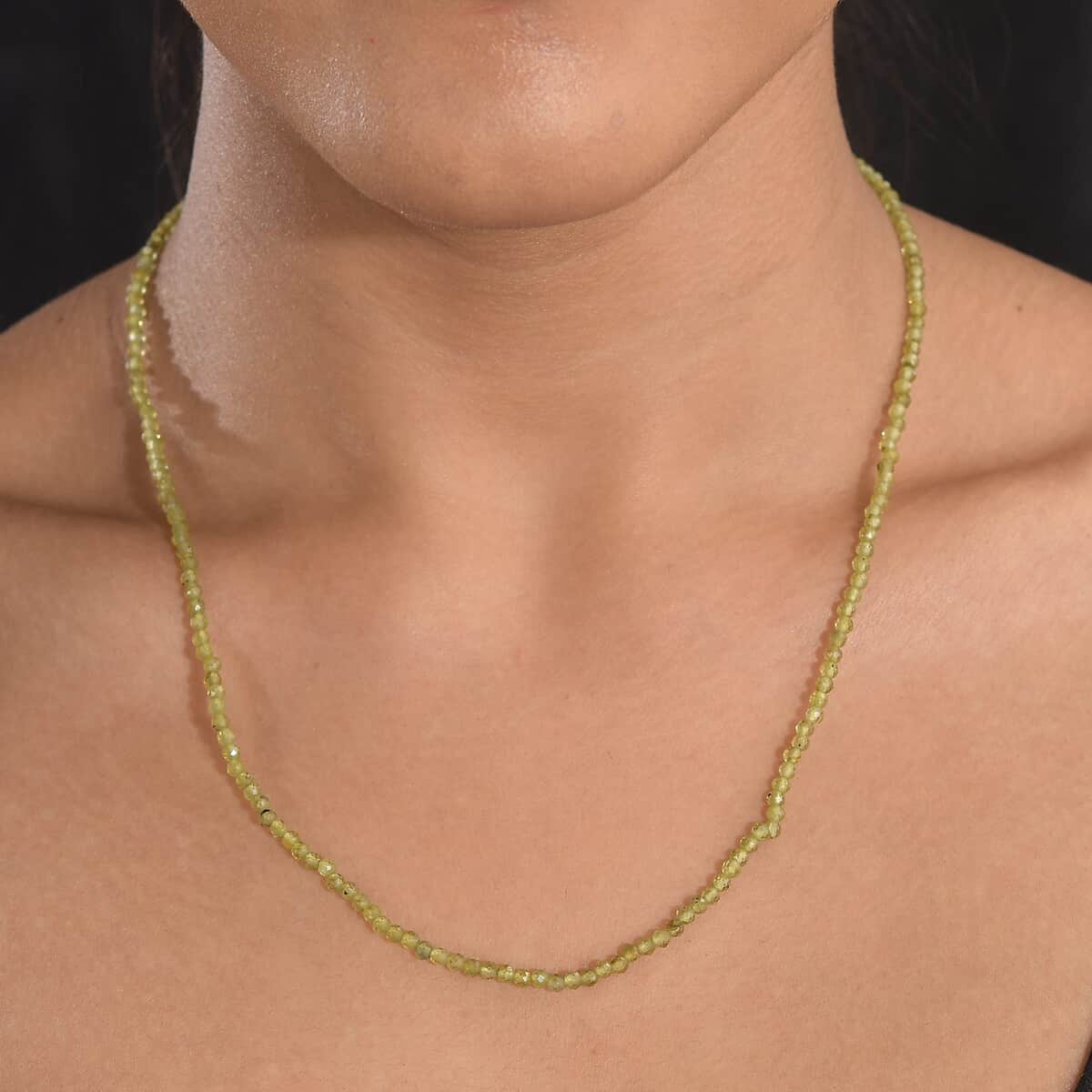 Peridot Beaded Necklace 20 Inches in Platinum Over Sterling Silver 32.00 ctw image number 2