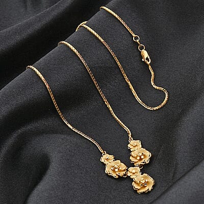 22K Yellow Gold Floral Necklace 20 Inches 9.95 Grams