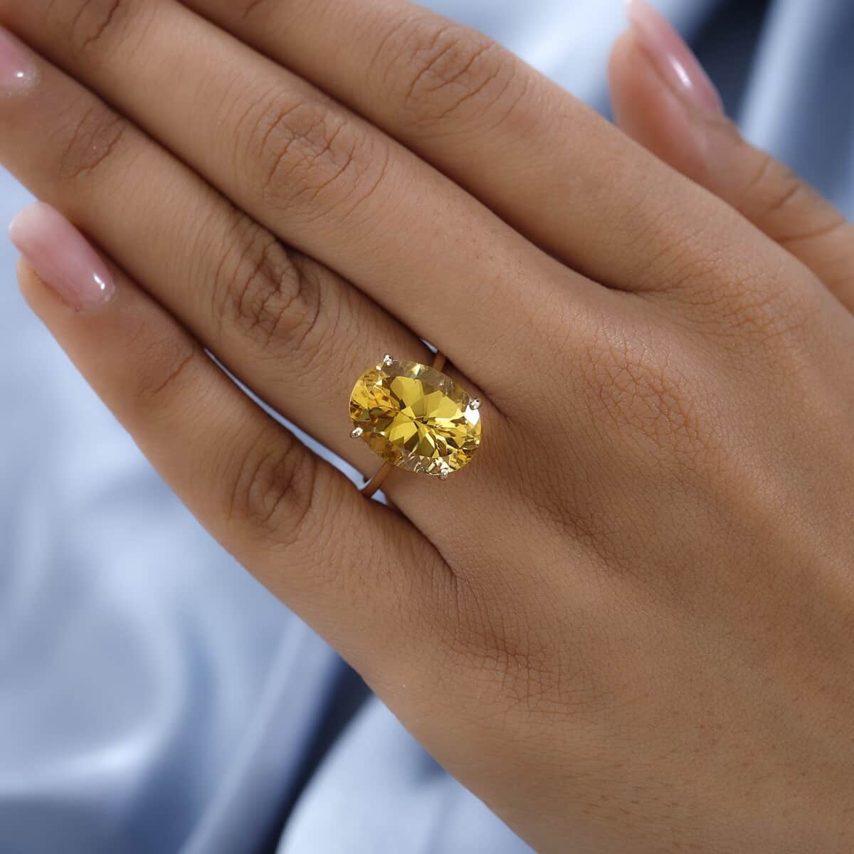 LUXORO 10K Yellow Gold Premium Brazilian Golden Apatite Solitaire Ring (Size 5.0) 2.30 Grams 11.10 ctw image number 2