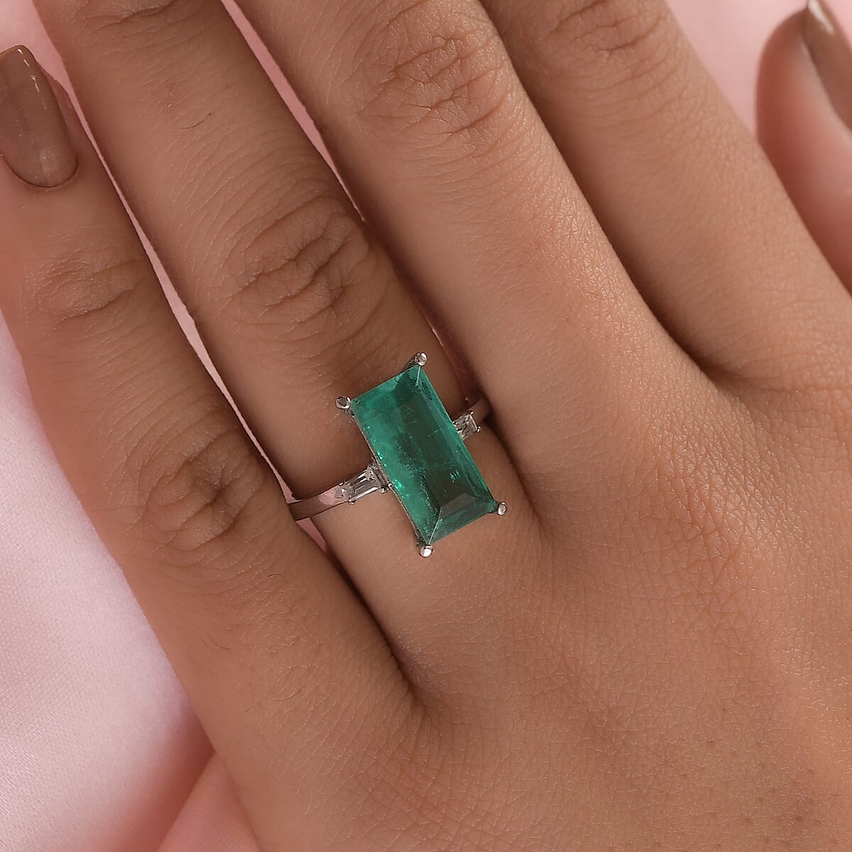 Emeraldine Quartz (Triplet) and White Topaz Ring in Stainless Steel (Size 7.0) 5.00 ctw image number 2