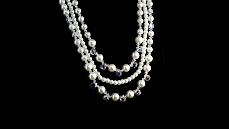 White Glass Pearl and White Glass Beaded Necklace 18-20 Inches in Goldtone