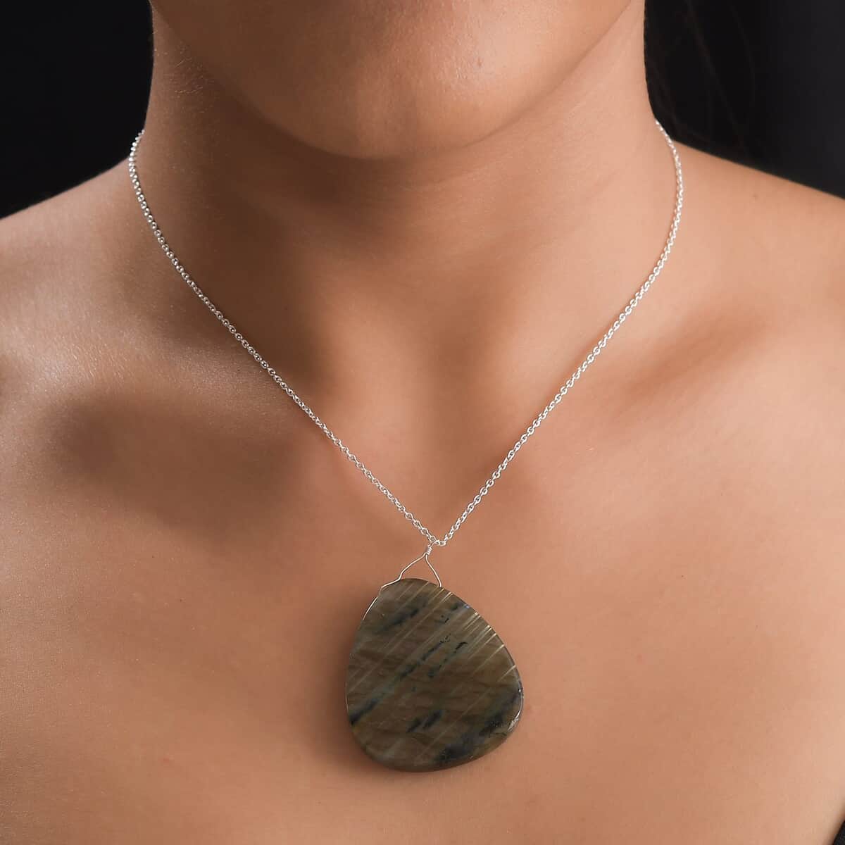 Malagasy Labradorite Pear Shape Necklace 20 Inches in Sterling Silver 69.50 ctw image number 1