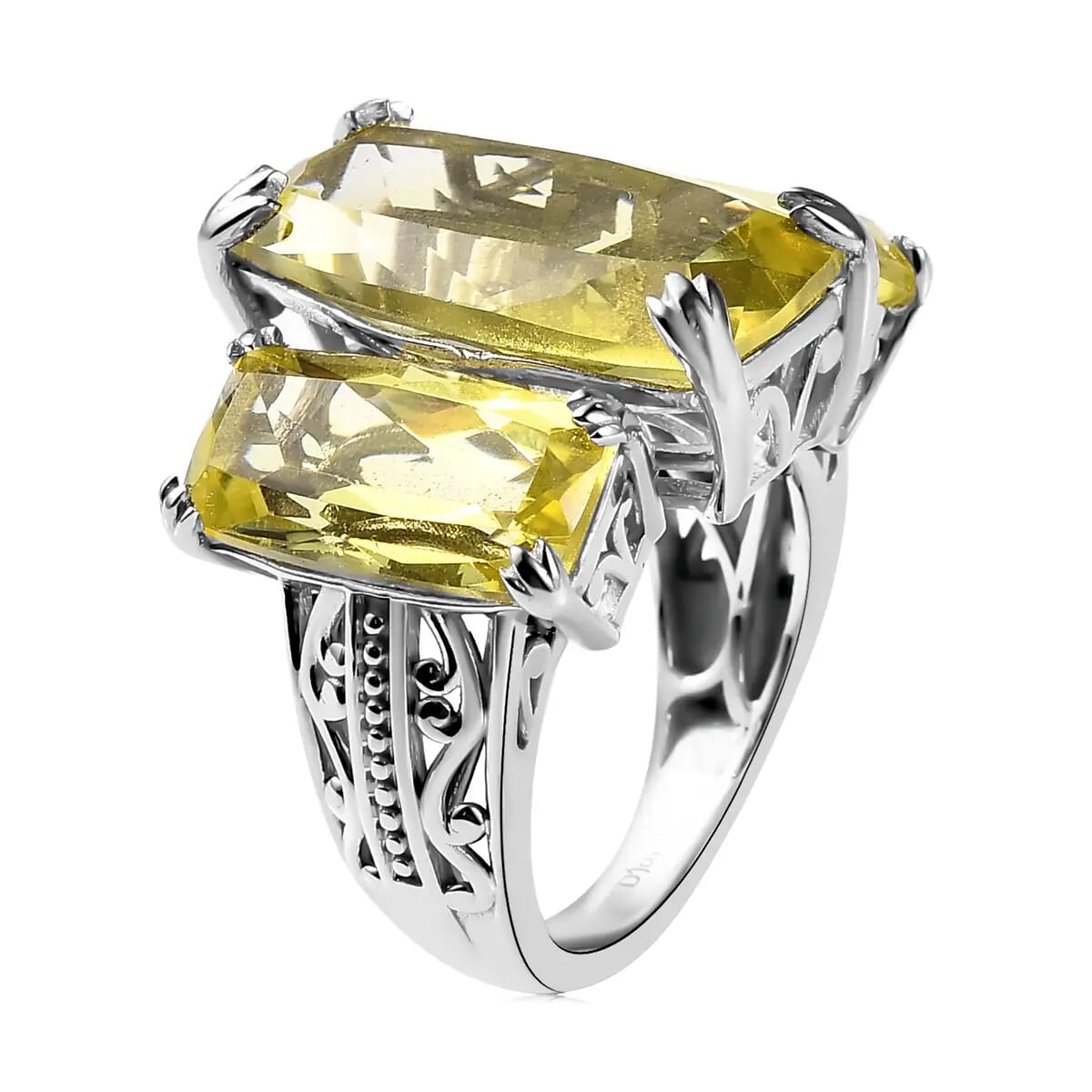 Ouro Verde Quartz 3 Stone Ring in Platinum Over Sterling Silver (Size 10.0) 19.90 ctw image number 3