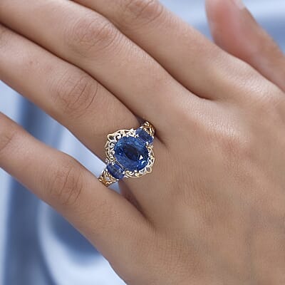Kashmir Kyanite 3 Stone Ring in Vermeil Yellow Gold and Platinum Over Sterling Silver (Size 10.0) 5.65 ctw