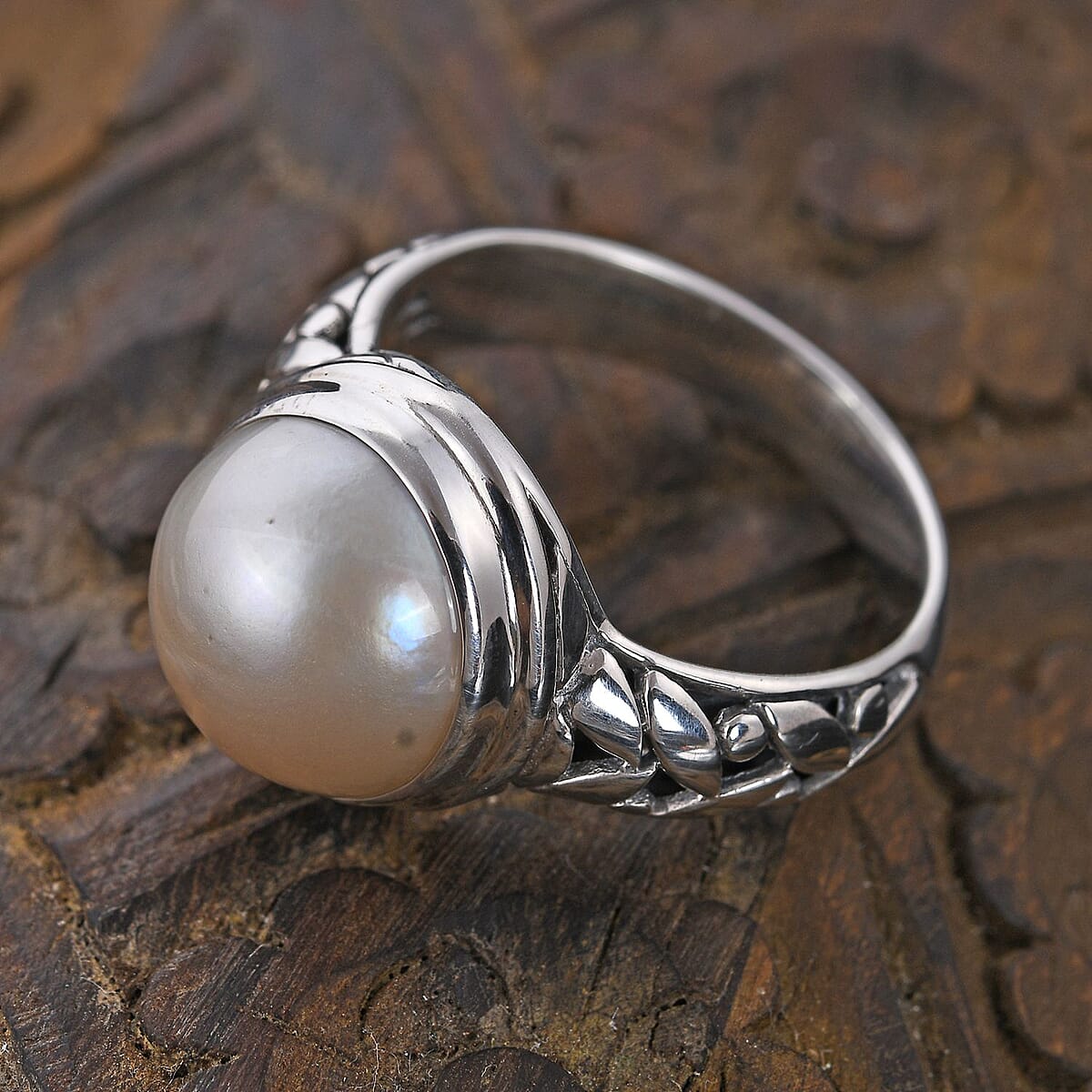 Bali Legacy White Mabe Pearl Floral Framework Ring in Sterling Silver (Size 6.0) image number 1