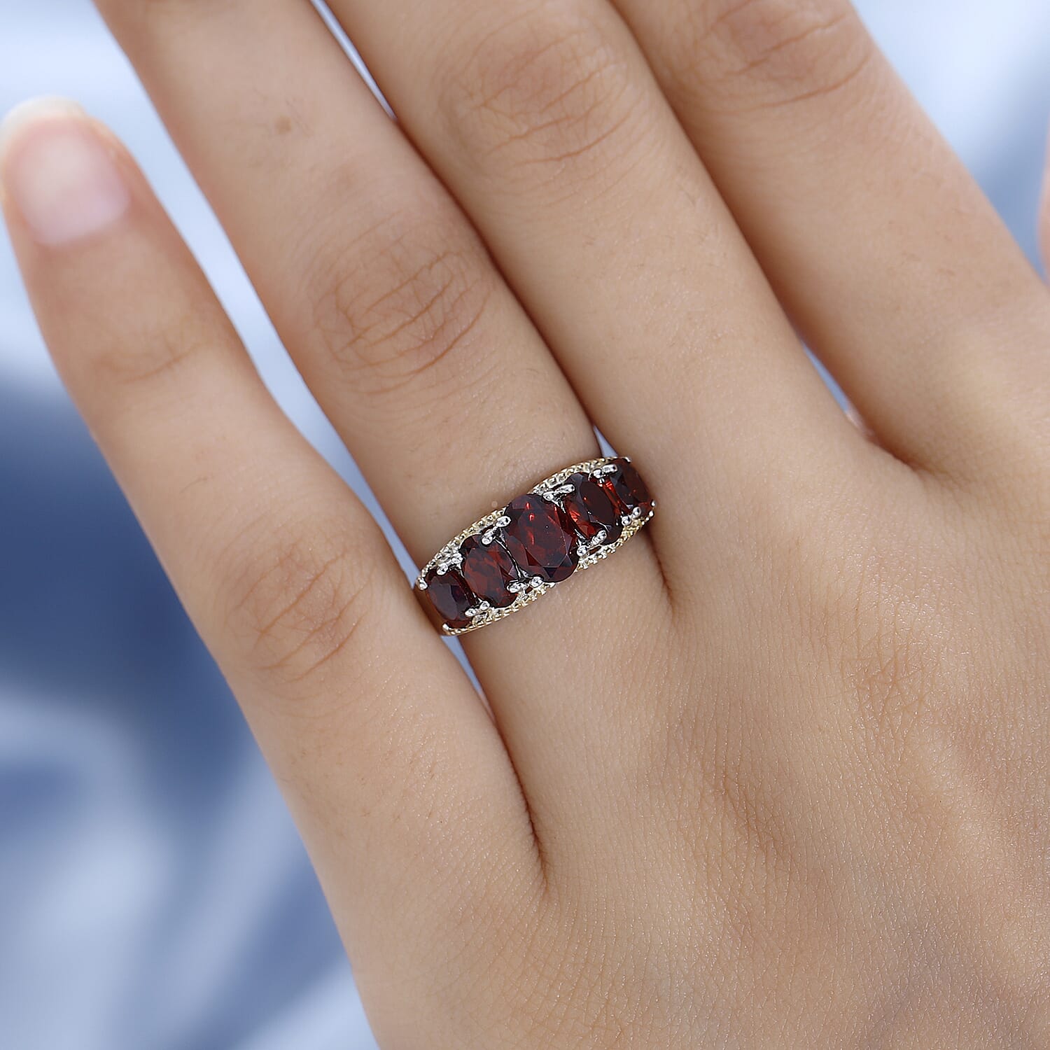 Mozambique Garnet / 10 - Product card gallery slide 3 (10144851034395)