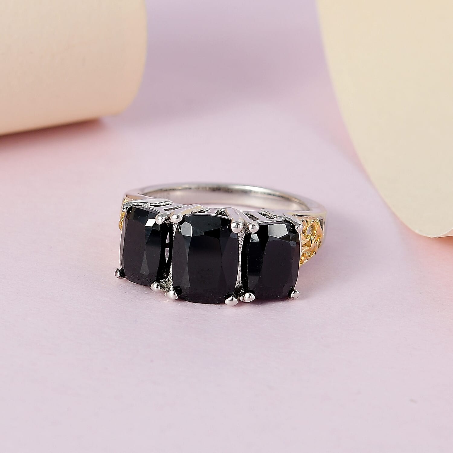 Thai Black Spinel / 10 - Product card gallery slide 2 (10144737034523)