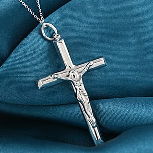 Sterling Silver Crucifix Cross Pendant Necklace 18 inches 3 Grams