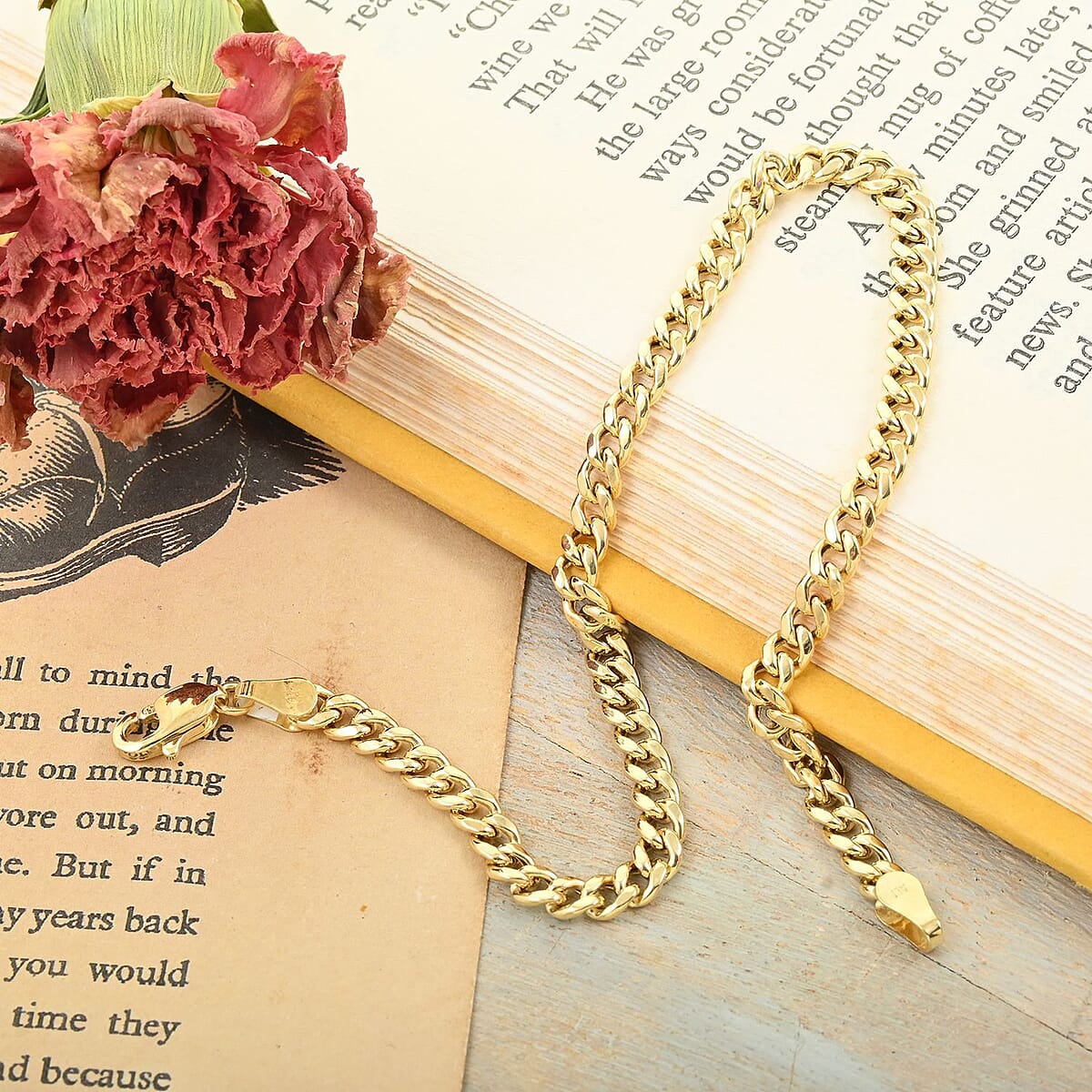 Italian 10K Yellow Gold 4mm Miami Cuban Bracelet (8.00 In) 3.10 Grams image number 1