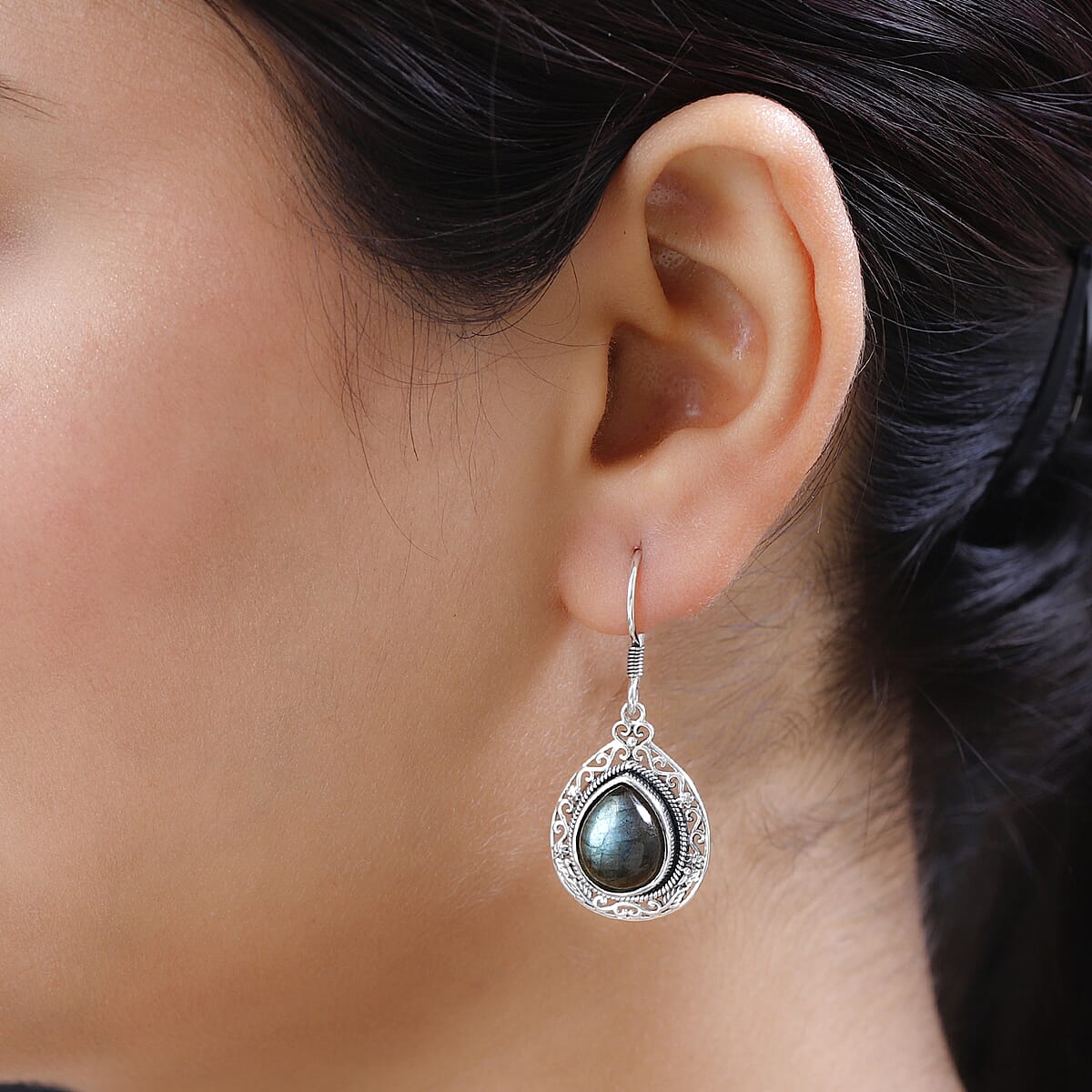 Artisan Crafted Malagasy Labradorite Earrings in Sterling Silver 11.40 ctw image number 2