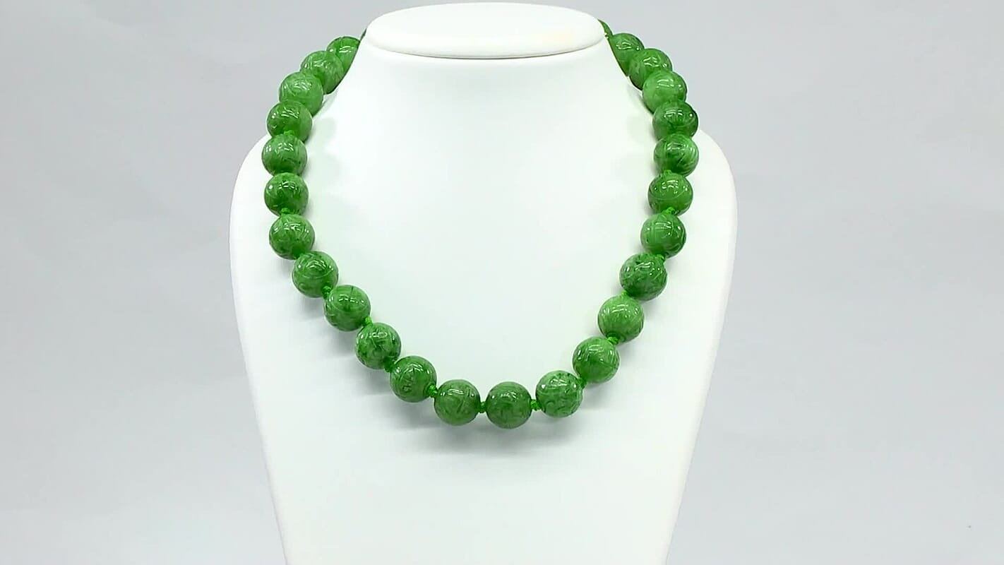 Green Jade Carved 13-15mm Beaded Necklace (20 Inches) in Sterling Silver 684.00 ctw