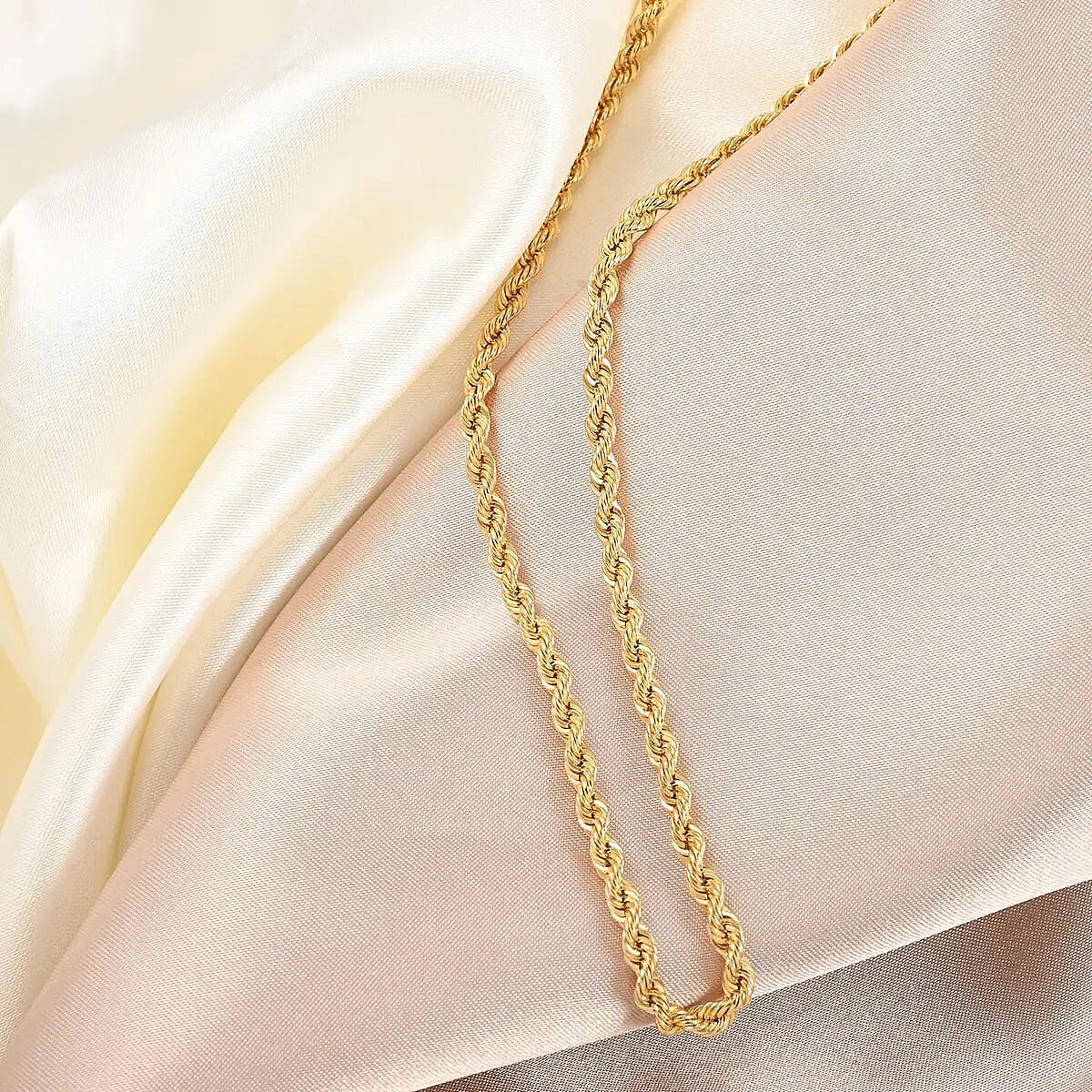 10K Yellow Gold Rope Chain Necklace, 26 Inch Necklace, Gold Jewelry 5.5mm 15.6 Grams image number 3