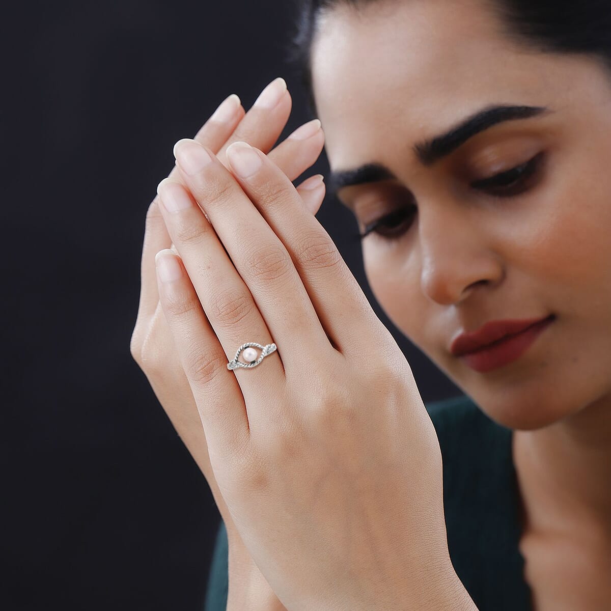 Bali Legacy Freshwater Pearl Evil Eye Protector Ring in Sterling Silver (Size 5.0) image number 2