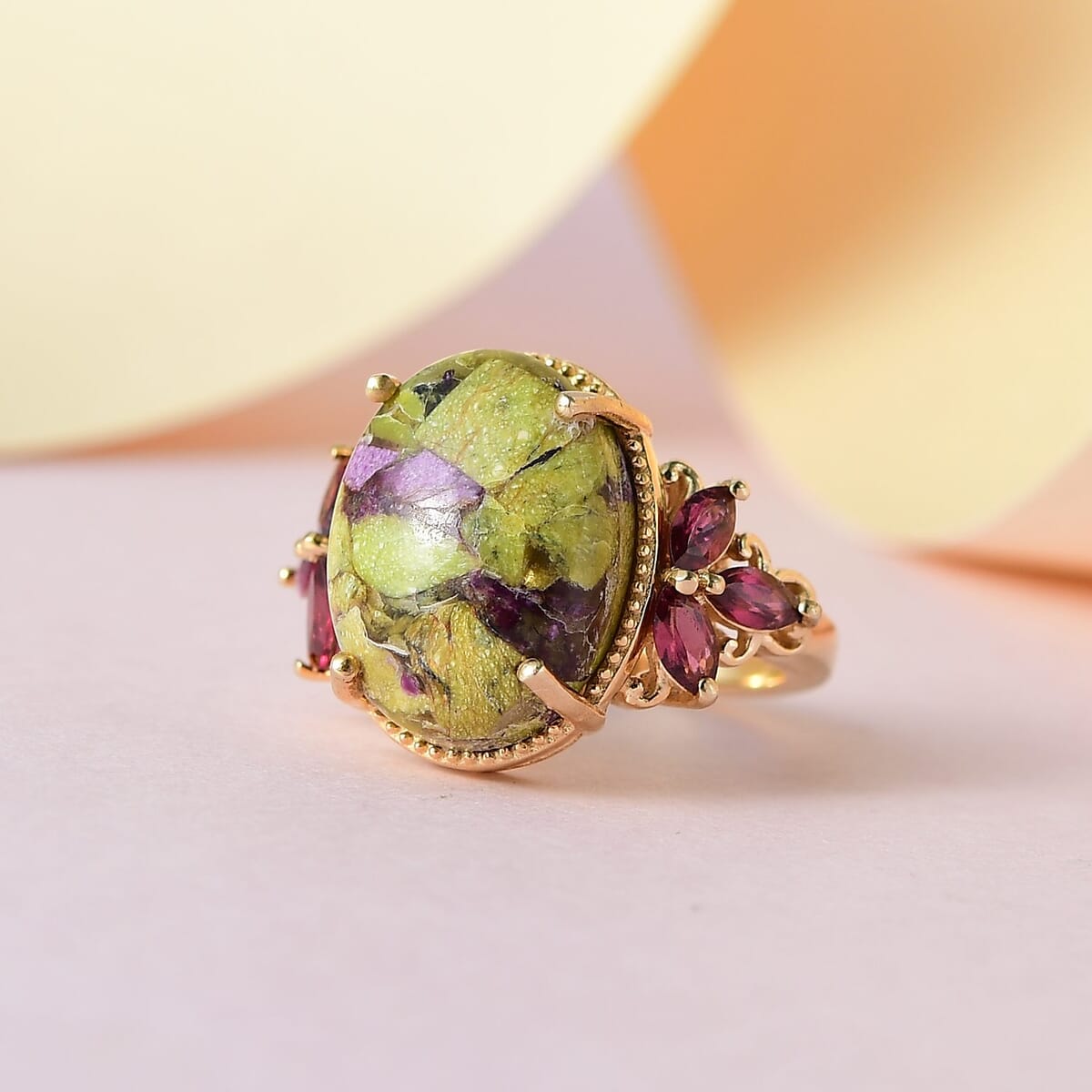 Tasmanian Stichtite and Orissa Rhodolite Garnet Ring in Vermeil Yellow Gold Over Sterling Silver 9.35 ctw image number 1