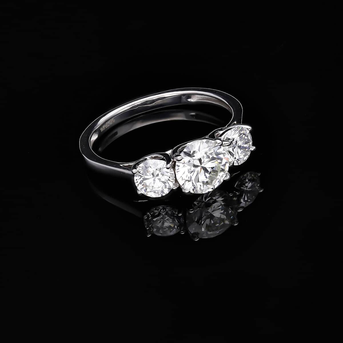 Luxoro 14K White Gold Luxuriant Lab Grown Diamond G-H SI Ring 1.50 ctw image number 1