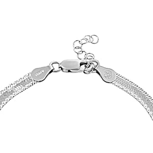 Italian Sterling Silver Herringbone Bracelet (7.0-8.5In) 4.10 Grams