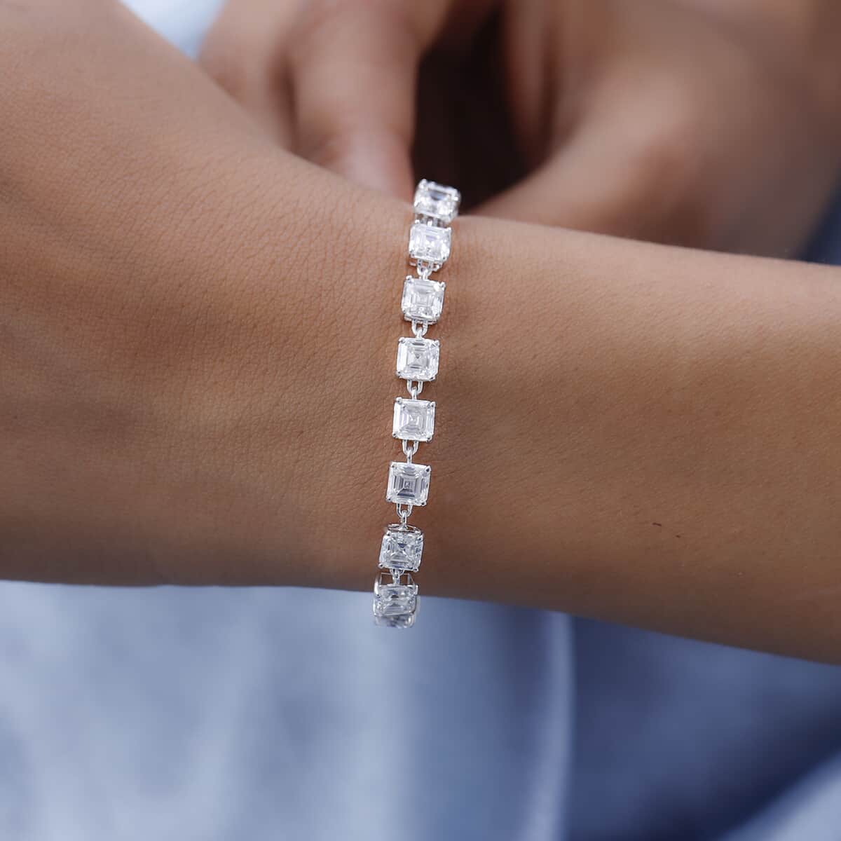 LUXORO 10K White Gold Asscher Cut Moissanite Link Bracelet (6.50 In) 4 Grams 13.85 ctw (Delivery in 7-10 Business Days) image number 2
