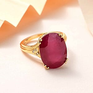 Niassa Ruby (FF) and Moissanite 15.09 ctw Solitaire Ring in Vermeil Yellow Gold Over Sterling Silver (Size 10.0)