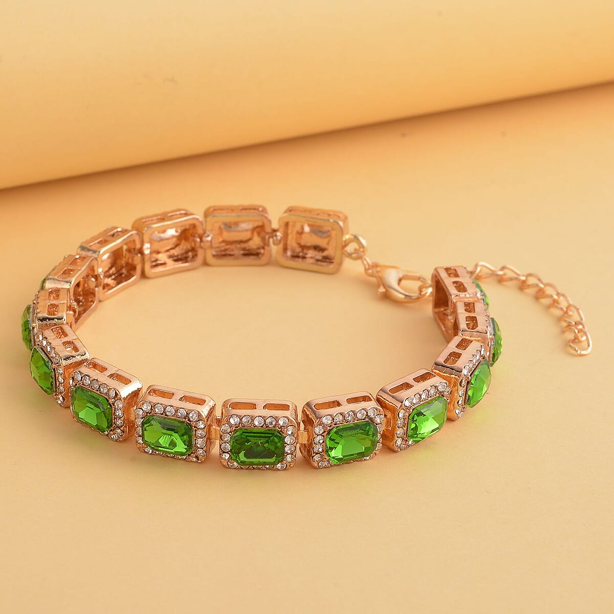 Green Glass and Austrian Crystal Tennis Bracelet in Goldtone (7-9In) image number 1