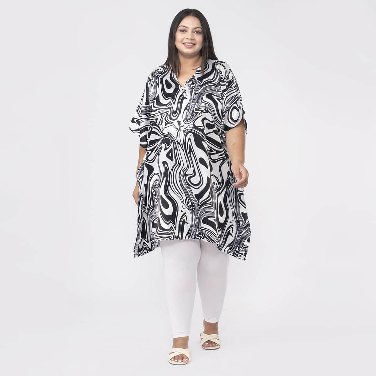 Tamsy Black and White Oil Printed Short Kaftan - One Size Fits Most image number 0