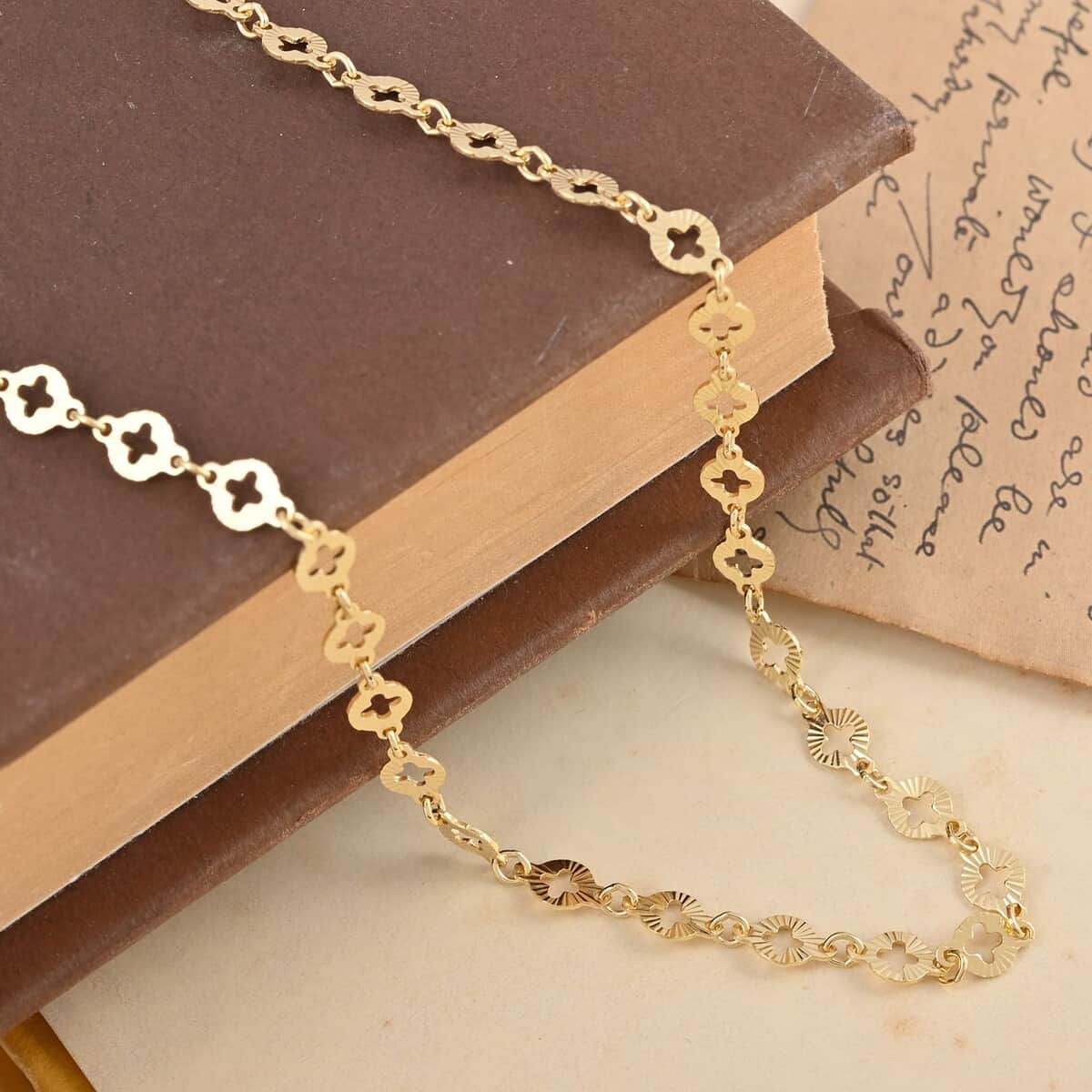 Italian 14K Yellow Gold Over Sterling Silver Arte 14 Star Chain Necklace 18 Inches 4.10 Grams image number 1