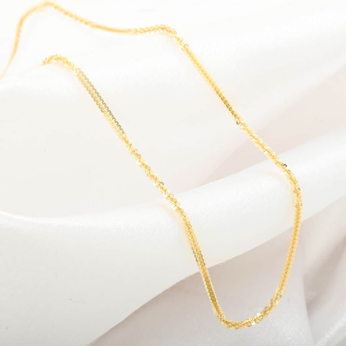 Italian 14K Yellow Gold Over Sterling Silver Margherita Alternate Chain Necklace 24 Inches 4.90 Grams image number 1