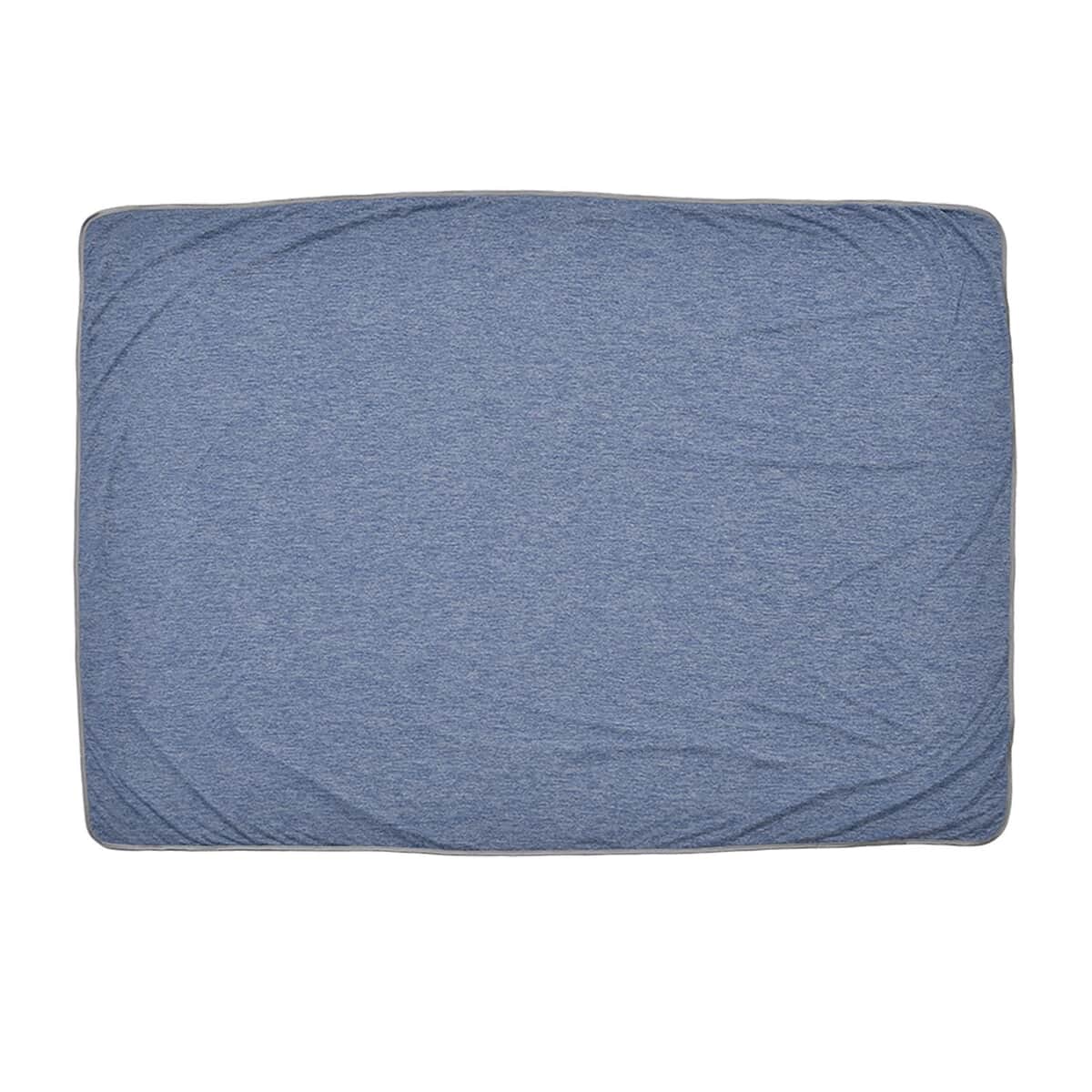 Homesmart Blue 70% Nylon and 30% Polyester Cooling Blanket (60"x80") image number 1