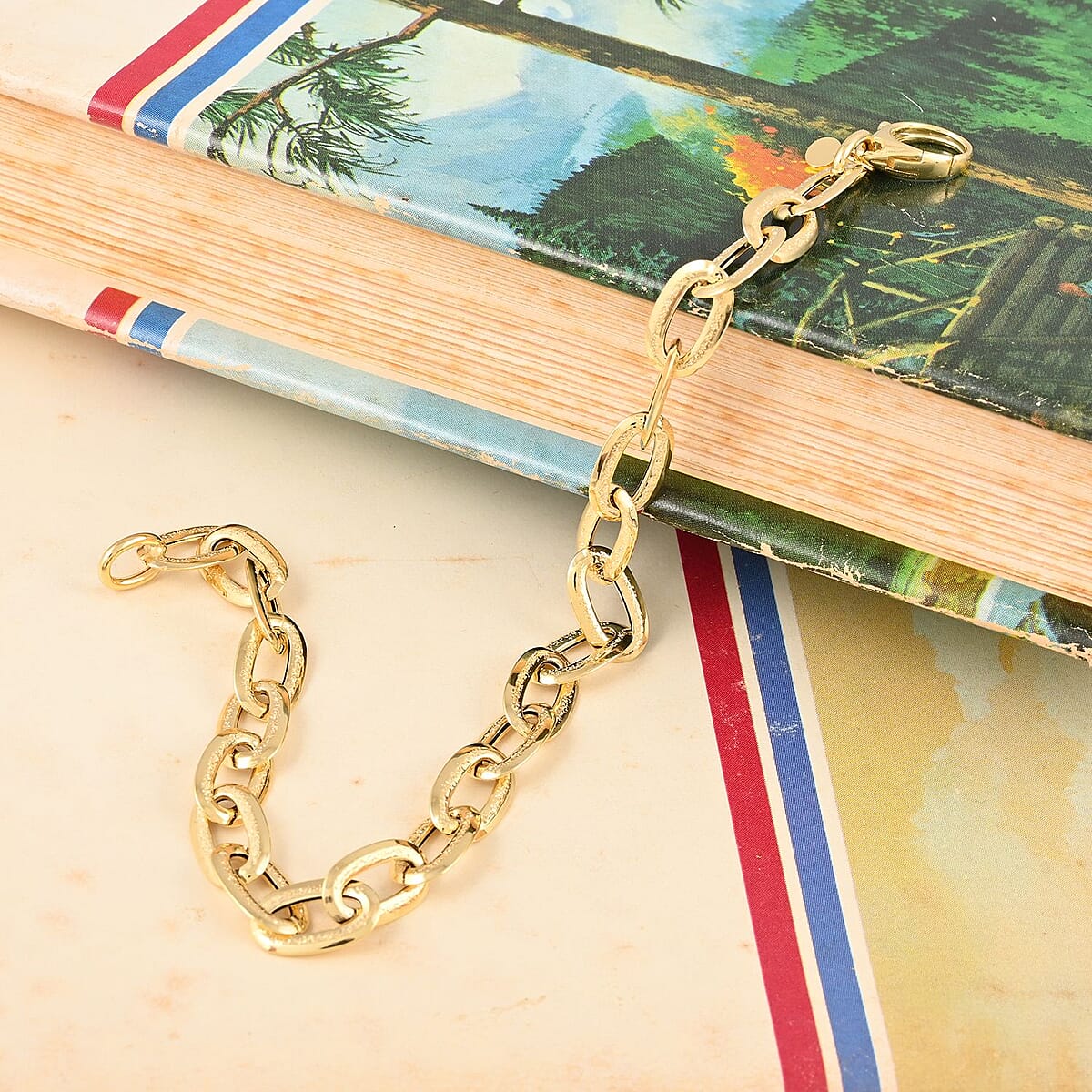 Gold Oro Breeze Diamond-Cut Italian 10K Yellow Bracelet (7.75 In) 2.90 Grams image number 1