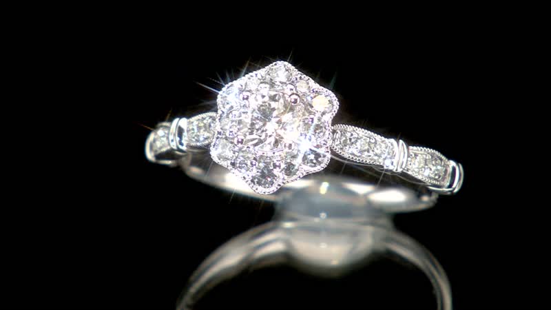 Modani Eternal Beauty 950 Platinum G VVS1 White Diamond Ring 3.70 Grams 0.50 ctw